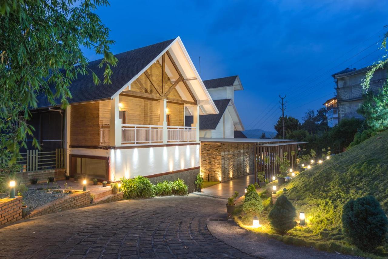Trivers Resort Мунар Екстериор снимка